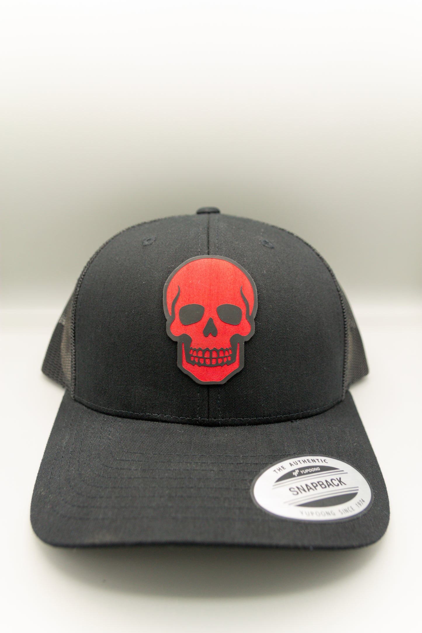 Skull Black Red Patch Black Curve Trucker Cap