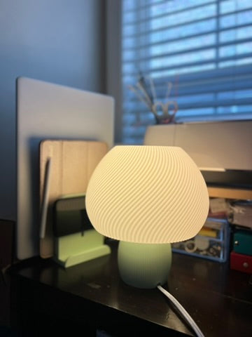 Rippled Mushroom Twisted Lamp
