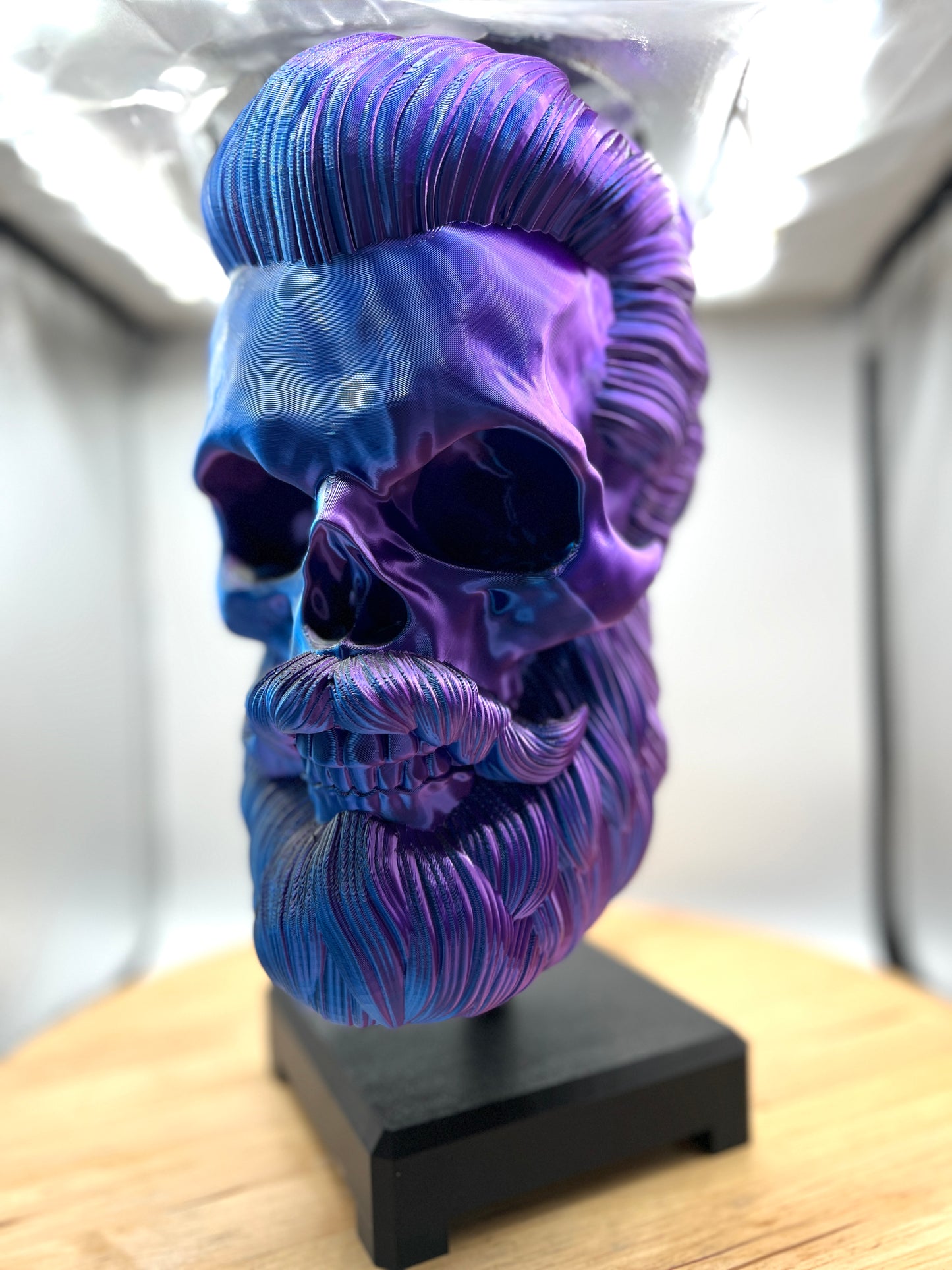 Bearded Skull with stand