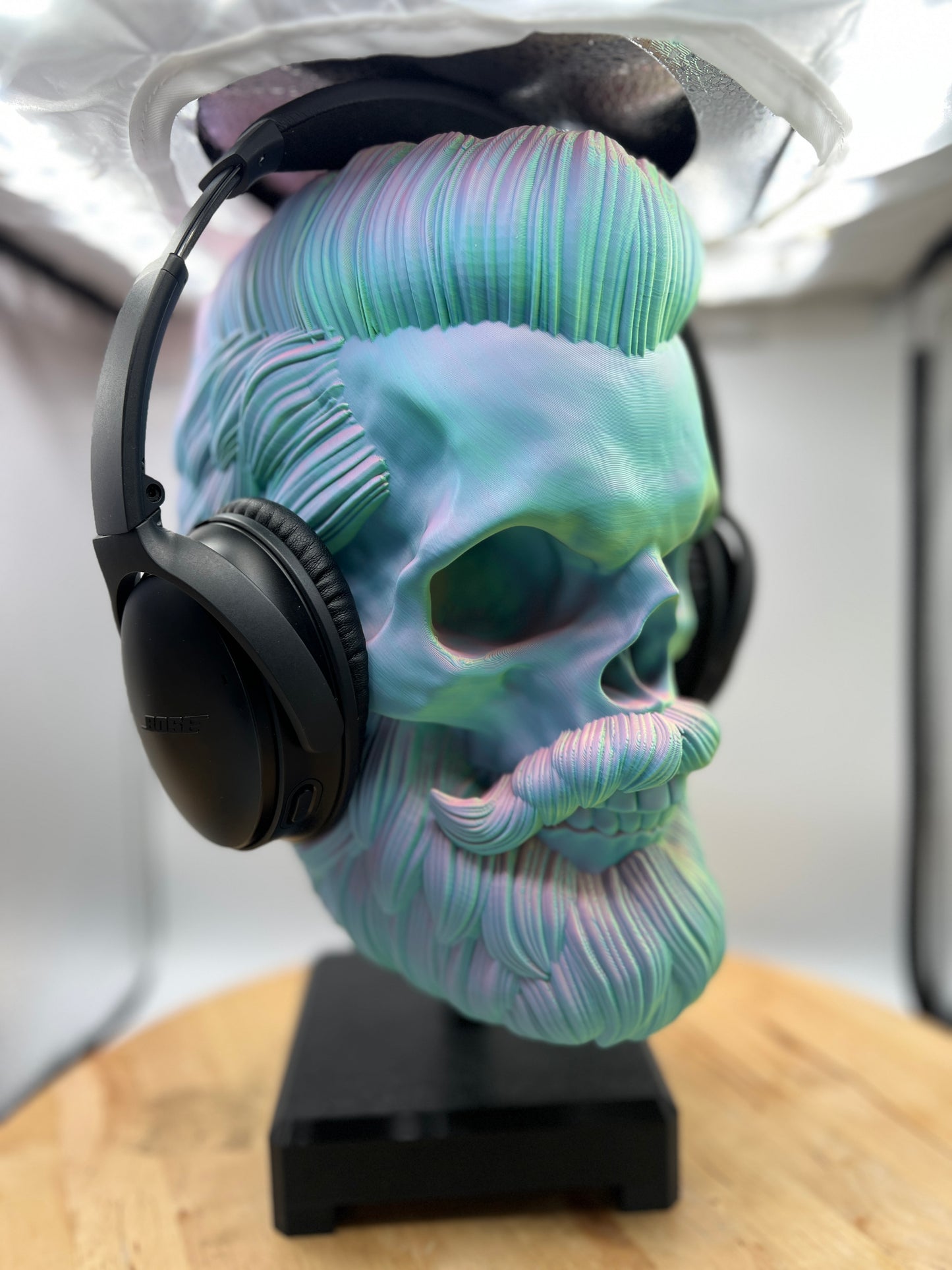 Bearded Skull with stand