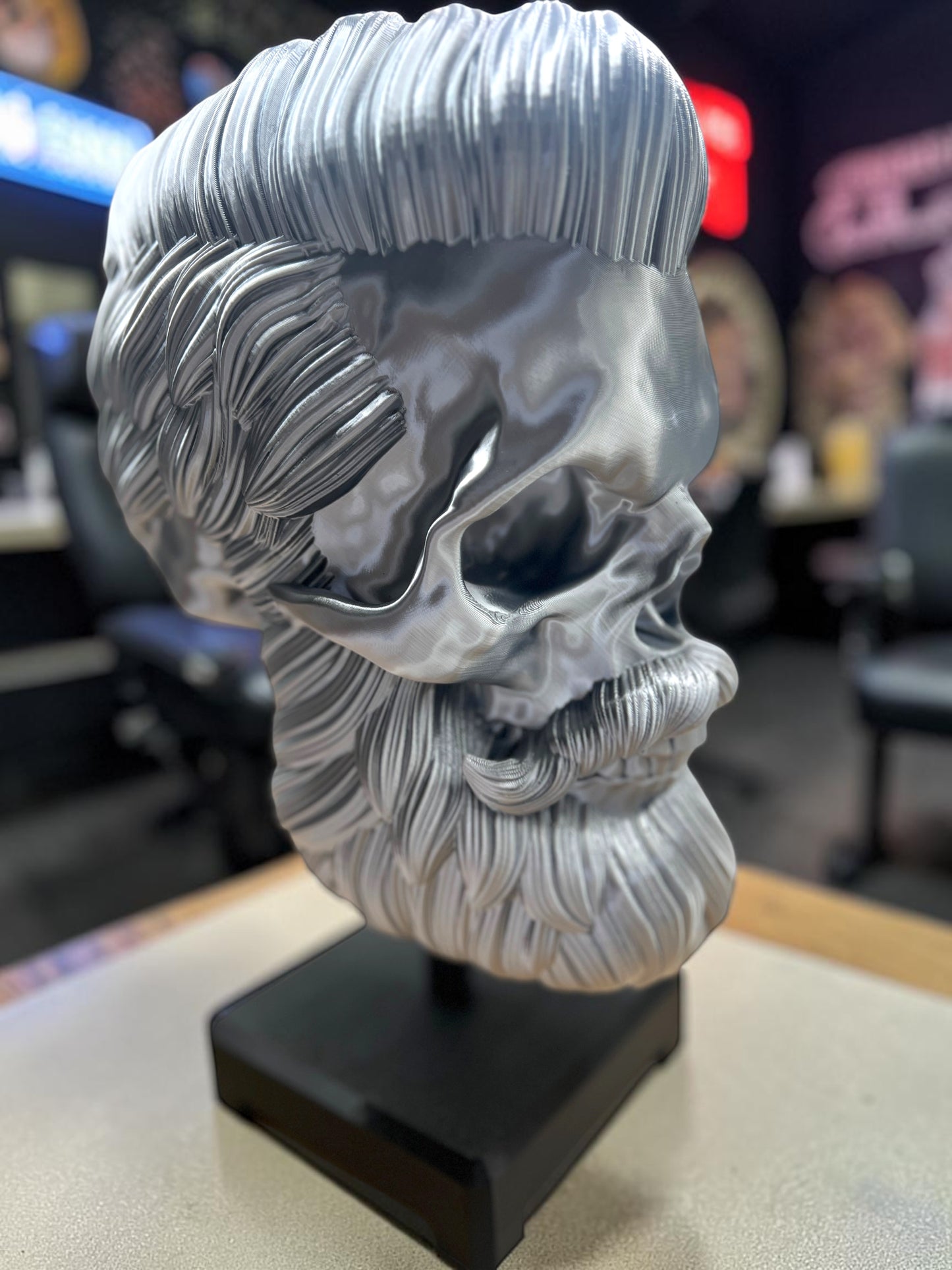 Bearded Skull with stand