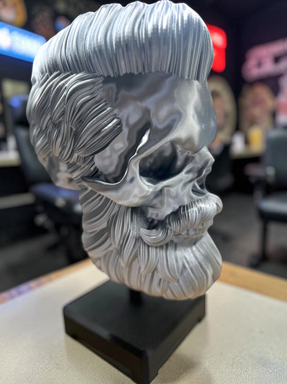 Bearded Skull with stand